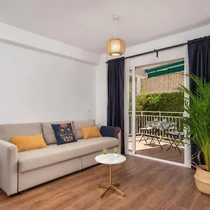 https://bonito-apartamento-en-la-carihuela.es-andalucia.com